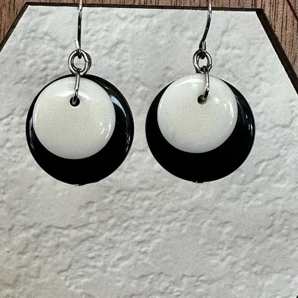 Black and cream double circle drop earrings